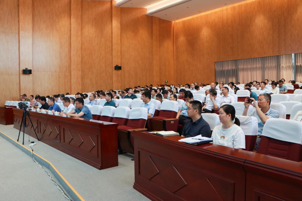 20240527德赢官网举办审核评估专题辅导报告会 (2).jpg